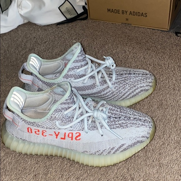 yeezy boost 350 v2 blue